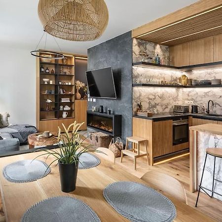 Luxury 2 Bedroom Mountain Escape Harrachov Exterior foto