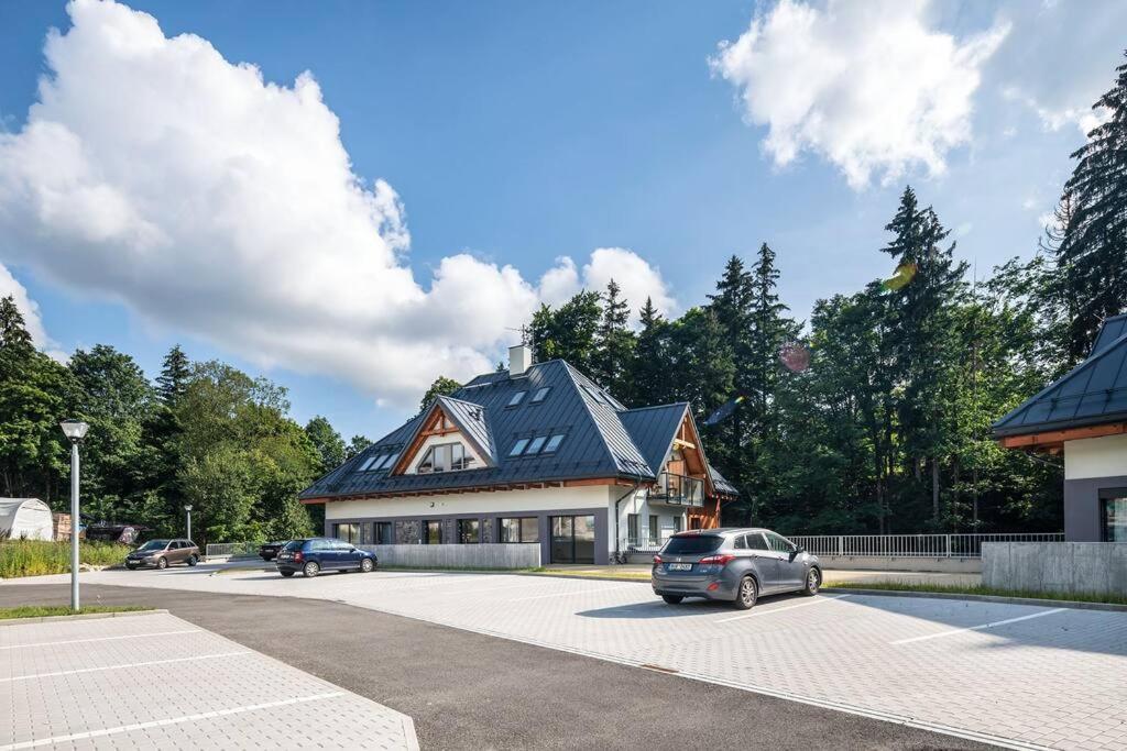 Luxury 2 Bedroom Mountain Escape Harrachov Exterior foto